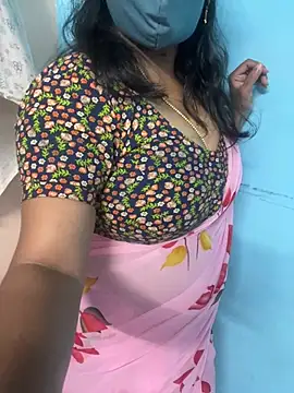 Snapshot of monal_95 chatting on 03-04-26, 02:39 monal 95 online show from 03-04-26, 02:39