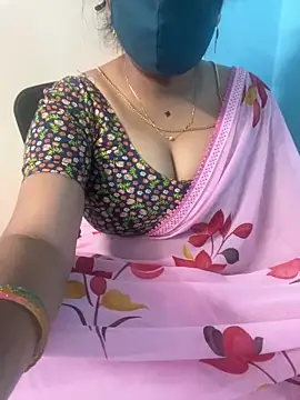 Snapshot of monal_95 chatting on 03-10-26, 03:17 monal 95 online show from 03-10-26, 03:17