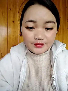 lusy-000 online show from 10-20-25, 02:34