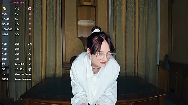 KatyKufel online show from 03-28-26, 07:13