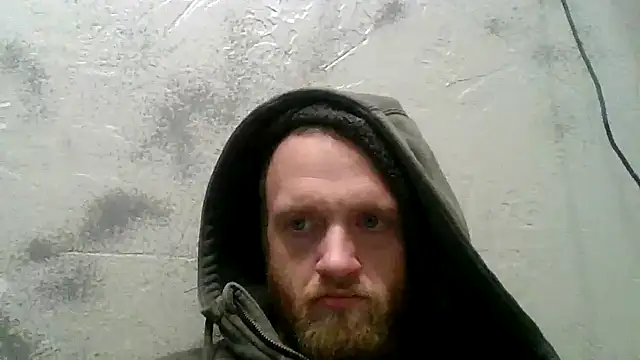 Snapshot of Hurri21 chatting on 11-16-25, 08:47 Hurri21 online show from 11-16-25, 08:47