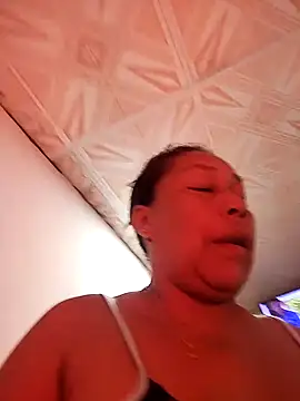 Naomi-Mature online show from 02-06-26, 09:45