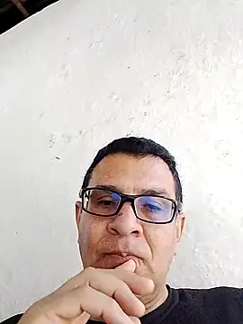 Snapshot of voyerista50 chatting on 10-06-25, 06:16 voyerista50 online show from 10-06-25, 06:16