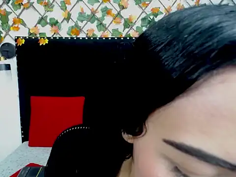 valerythompsonper online show from 01-07-26, 01:08