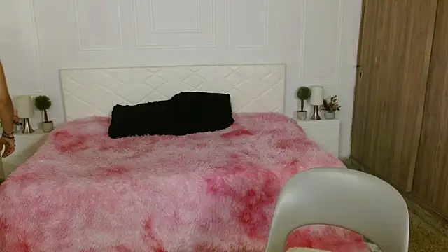 BellaSky4 online show from 12-16-25, 11:15