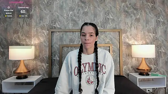 Snapshot of DannaBelucci chatting on 09-11-25, 12:16 DannaBelucci online show from 09-11-25, 12:16