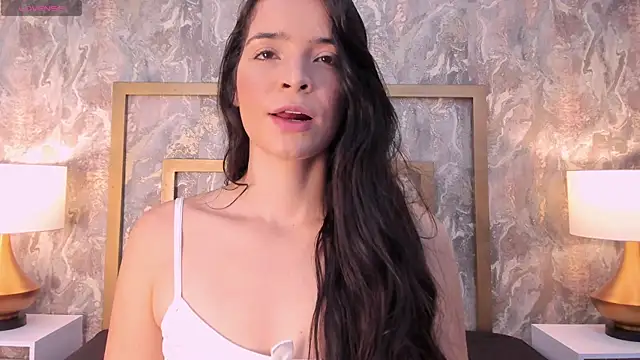 Snapshot of DannaBelucci chatting on 09-27-25, 12:54 DannaBelucci online show from 09-27-25, 12:54