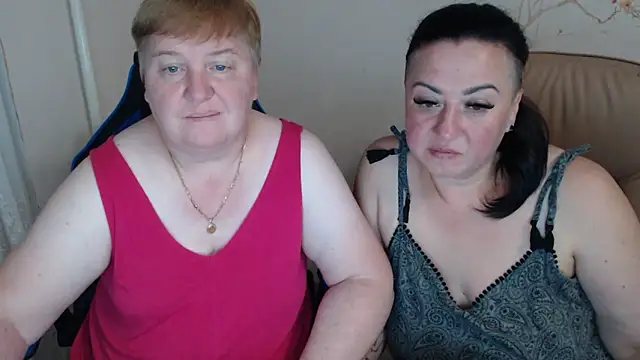Snapshot of Bertie_Adeline chatting on 09-11-25, 06:30 Bertie Adeline online show from 09-11-25, 06:30