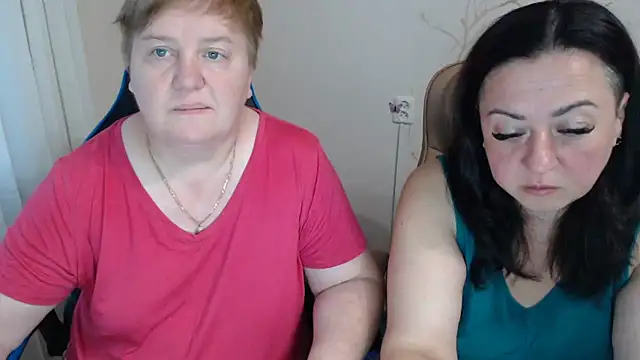 Snapshot of Bertie_Adeline chatting on 09-24-25, 03:37 Bertie Adeline online show from 09-24-25, 03:37