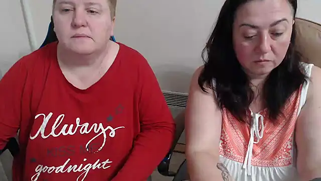 Bertie Adeline online show from 11-24-25, 04:40