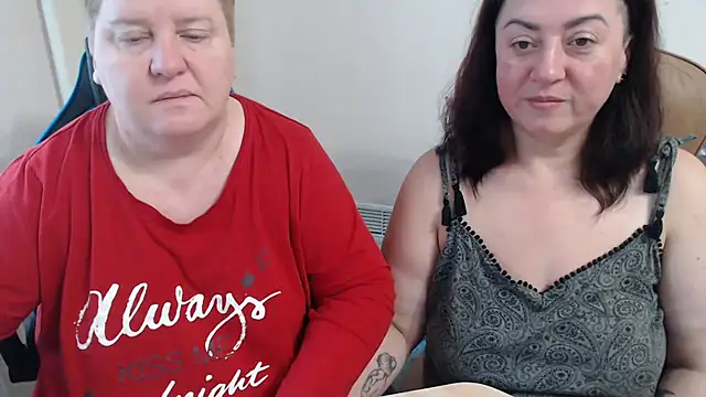 Bertie Adeline online show from 11-30-25, 08:51