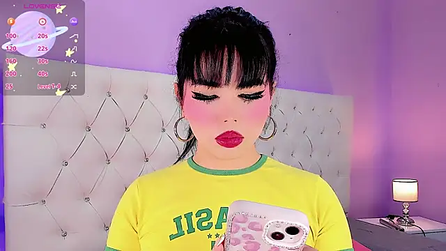 DaniielaV online show from 11-27-25, 01:57