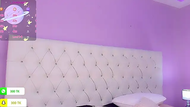 DaniielaV online show from 12-16-25, 01:49