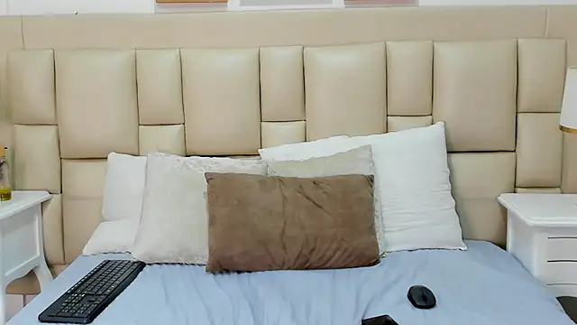 Snapshot of SkinnyGirl_28 chatting on 01-15-26, 07:50 SkinnyGirl 28 online show from 01-15-26, 07:50