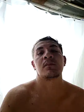 Snapshot of Leo_est chatting on 10-15-25, 05:51 Leo est online show from 10-15-25, 05:51
