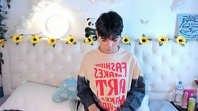 AleAurarashi online show from 01-09-26, 04:26