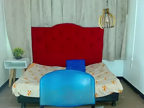 Snapshot of luisa__torres chatting on 09-24-25, 03:10 luisa torres online show from 09-24-25, 03:10
