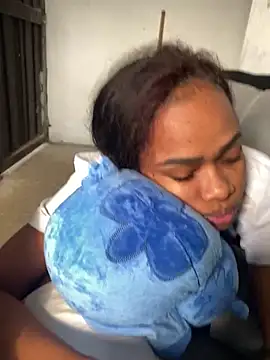 sexy-colombiana online show from 12-20-25, 08:16