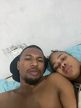 Snapshot of sexy-colombiana chatting on 04-25-26, 03:31 sexy-colombiana online show from 04-25-26, 03:31