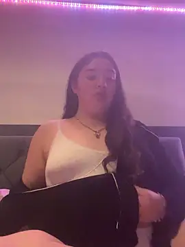 Imogenbabyyy online show from 11-02-25, 06:10