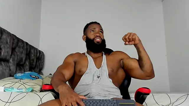 Snapshot of james_musclebbc chatting on 02-13-26, 05:42 james musclebbc online show from 02-13-26, 05:42