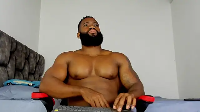 Snapshot of james_musclebbc chatting on 02-25-26, 01:37 james musclebbc online show from 02-25-26, 01:37