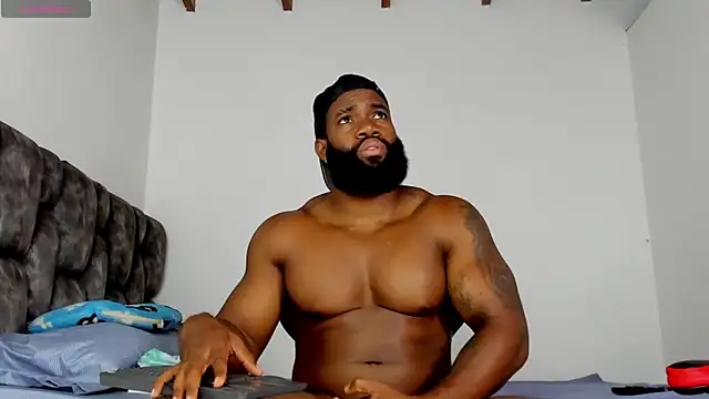 Snapshot of james_musclebbc chatting on 03-01-26, 02:13 james musclebbc online show from 03-01-26, 02:13