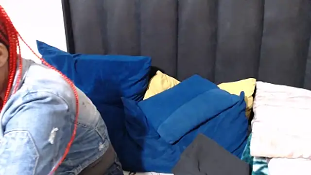 Hotsexyberry21 online show from 11-24-25, 08:47