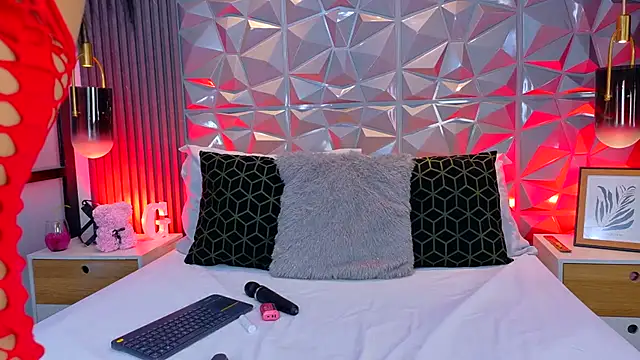 AshleyBaker1 online show from 11-07-25, 02:39