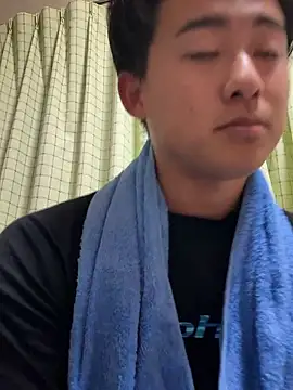 Snapshot of shoma2003 chatting on 01-15-26, 01:26 shoma2003 online show from 01-15-26, 01:26