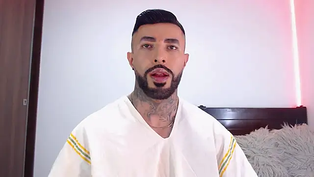 andrea de lucaa online show from 02-03-26, 04:10