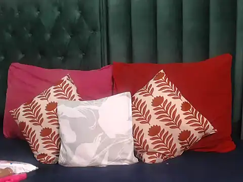Mandy3ndlovu4 online show from 06-26-26, 07:57