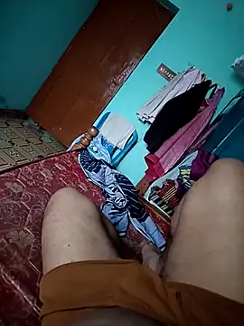 maddy3108 online show from 12-16-25, 04:06