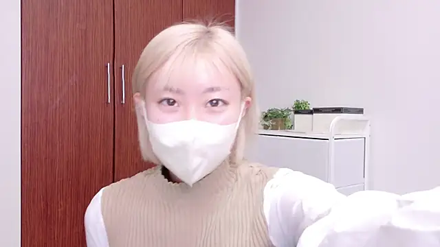Snapshot of Nana__ch chatting on 03-25-26, 09:43 Nana ch online show from 03-25-26, 09:43