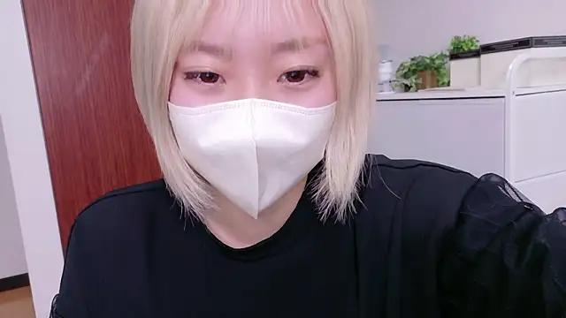 Snapshot of Nana__ch chatting on 03-27-26, 04:07 Nana ch online show from 03-27-26, 04:07