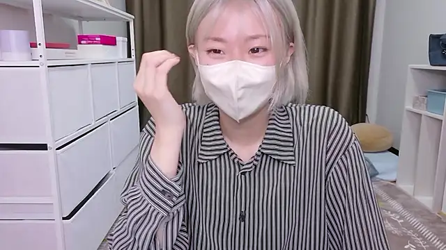 Snapshot of Nana__ch chatting on 05-26-26, 11:50 Nana ch online show from 05-26-26, 11:50