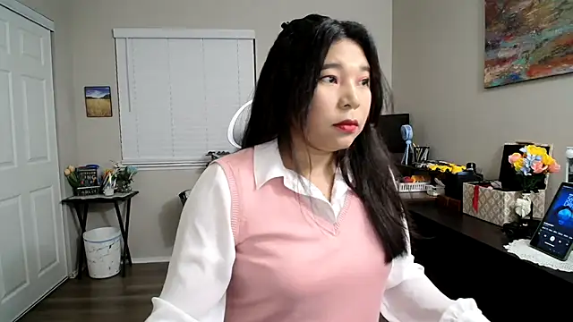 SHEILYN  online show from 04-10-26, 04:17