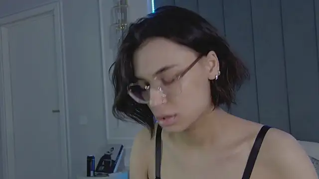 VioletAsh online show from 04-02-26, 04:21