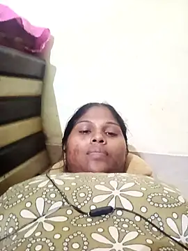 Snapshot of Sneha16 chatting on 09-12-25, 04:29 Sneha16 online show from 09-12-25, 04:29