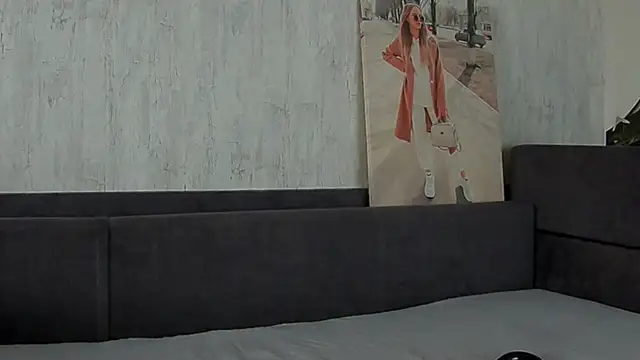 Snapshot of MonikaVAlex chatting on 10-03-25, 04:31 MonikaVAlex online show from 10-03-25, 04:31