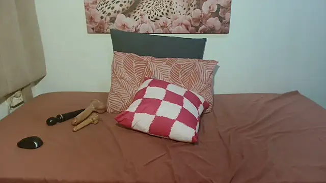 GorillaGripCunt77 online show from 02-01-26, 07:34