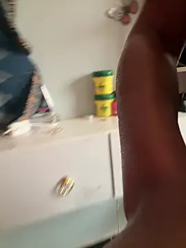 Snapshot of ewatyu chatting on 02-25-26, 08:46 ewatyu online show from 02-25-26, 08:46