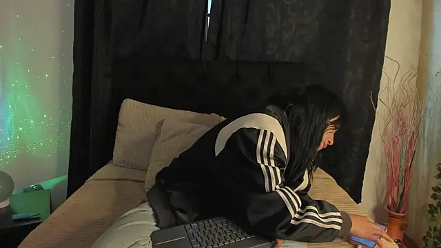 Tiffany Nm online show from 11-10-25, 01:10