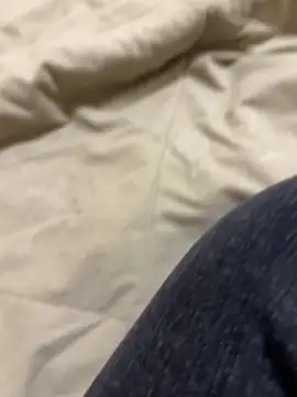 Snapshot of Garryo134 chatting on 11-17-25, 05:52 Garryo134 online show from 11-17-25, 05:52