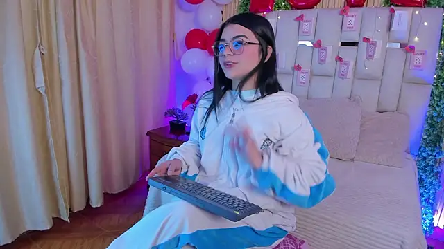 Jade Nmm online show from 02-17-26, 12:45