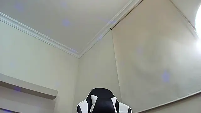 princequinn  online show from 05-24-26, 11:21