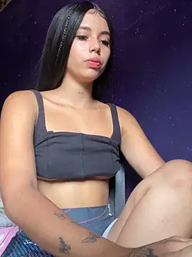 Snapshot of sommerAdams chatting on 09-23-25, 08:45 sommerAdams online show from 09-23-25, 08:45