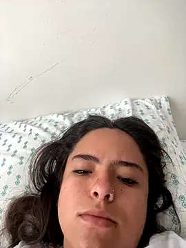 EmilyHarperr online show from 11-21-25, 12:15