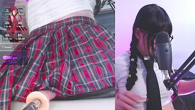 Snapshot of Natsuki_69 chatting on 11-24-25, 02:55 Natsuki 69 online show from 11-24-25, 02:55