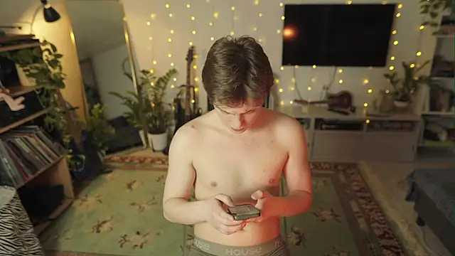 RusBradPitt online show from 03-10-26, 03:39